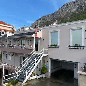 Bed & Breakfast Alesio 